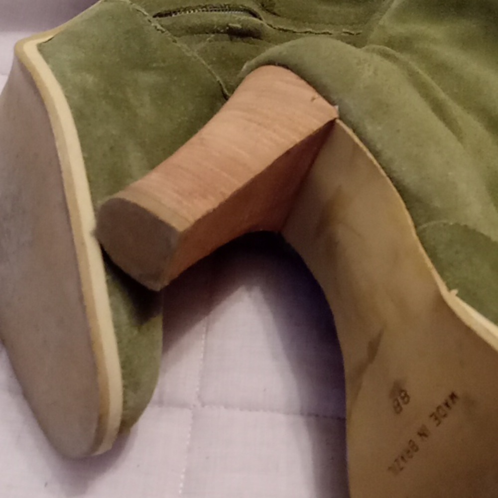 Cherry Bomb Boots - Picture 5 of 5